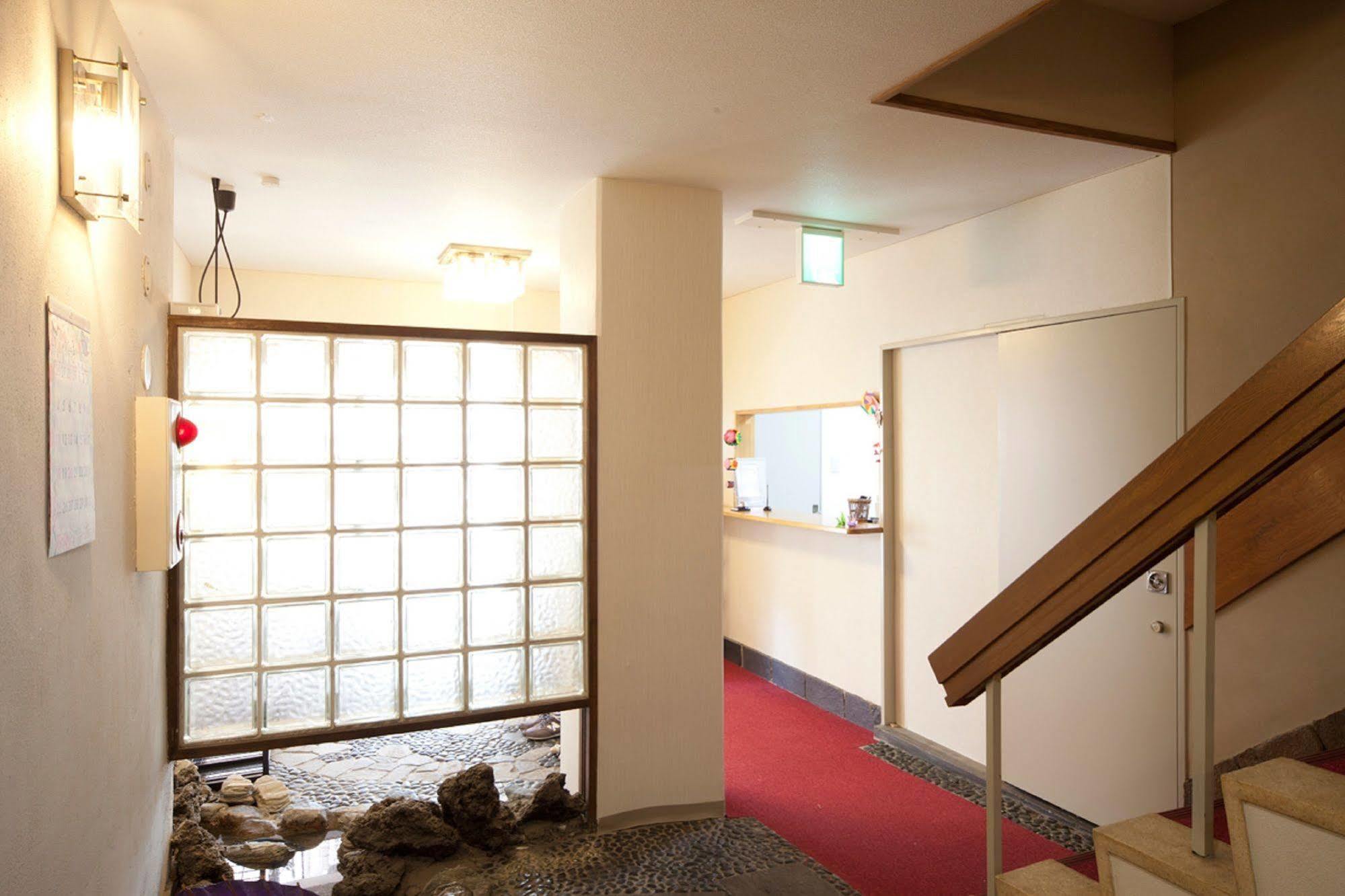 Hotel Shin Okubo Sekitei à Tōkyō Extérieur photo