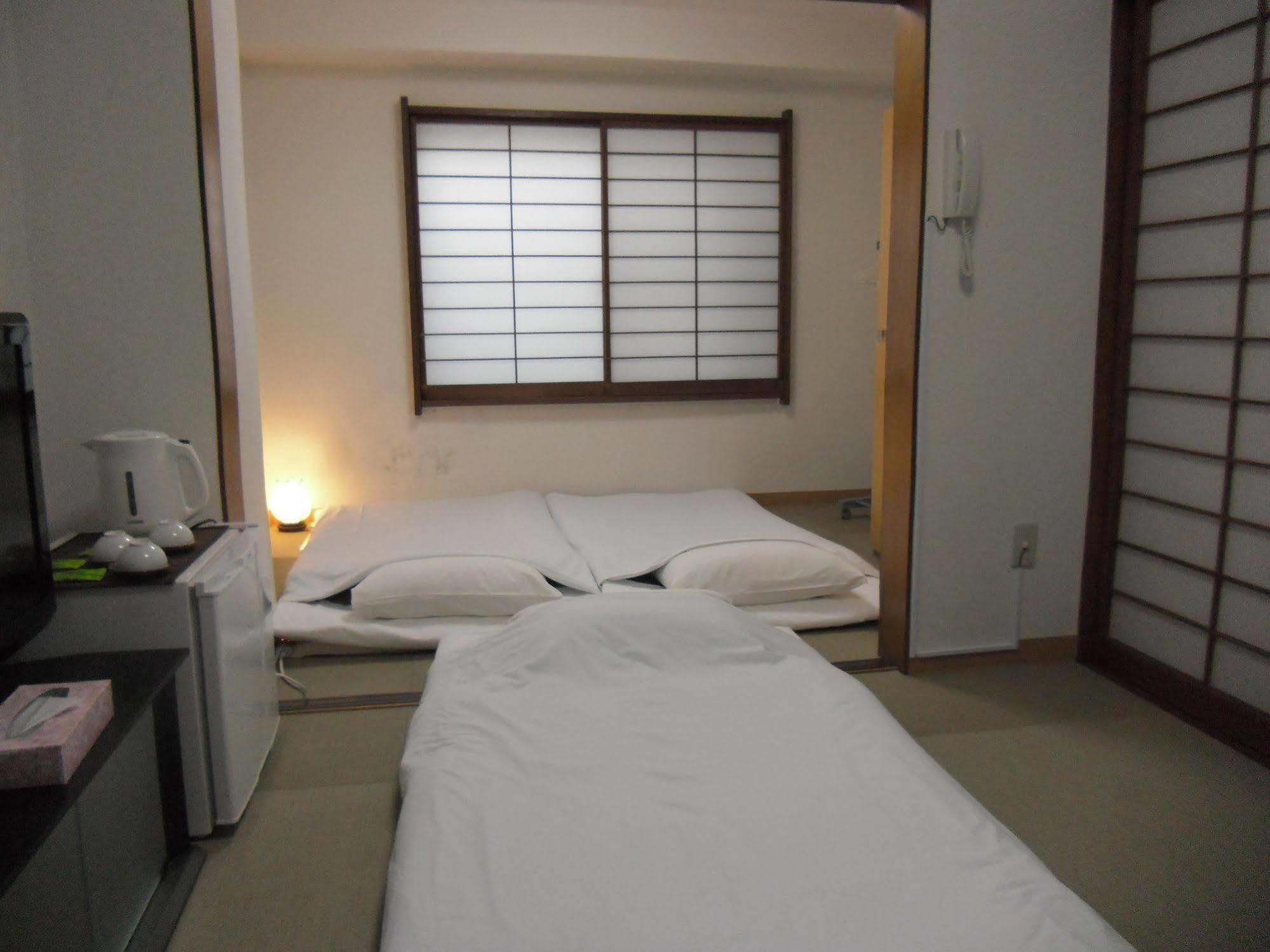 Hotel Shin Okubo Sekitei à Tōkyō Extérieur photo