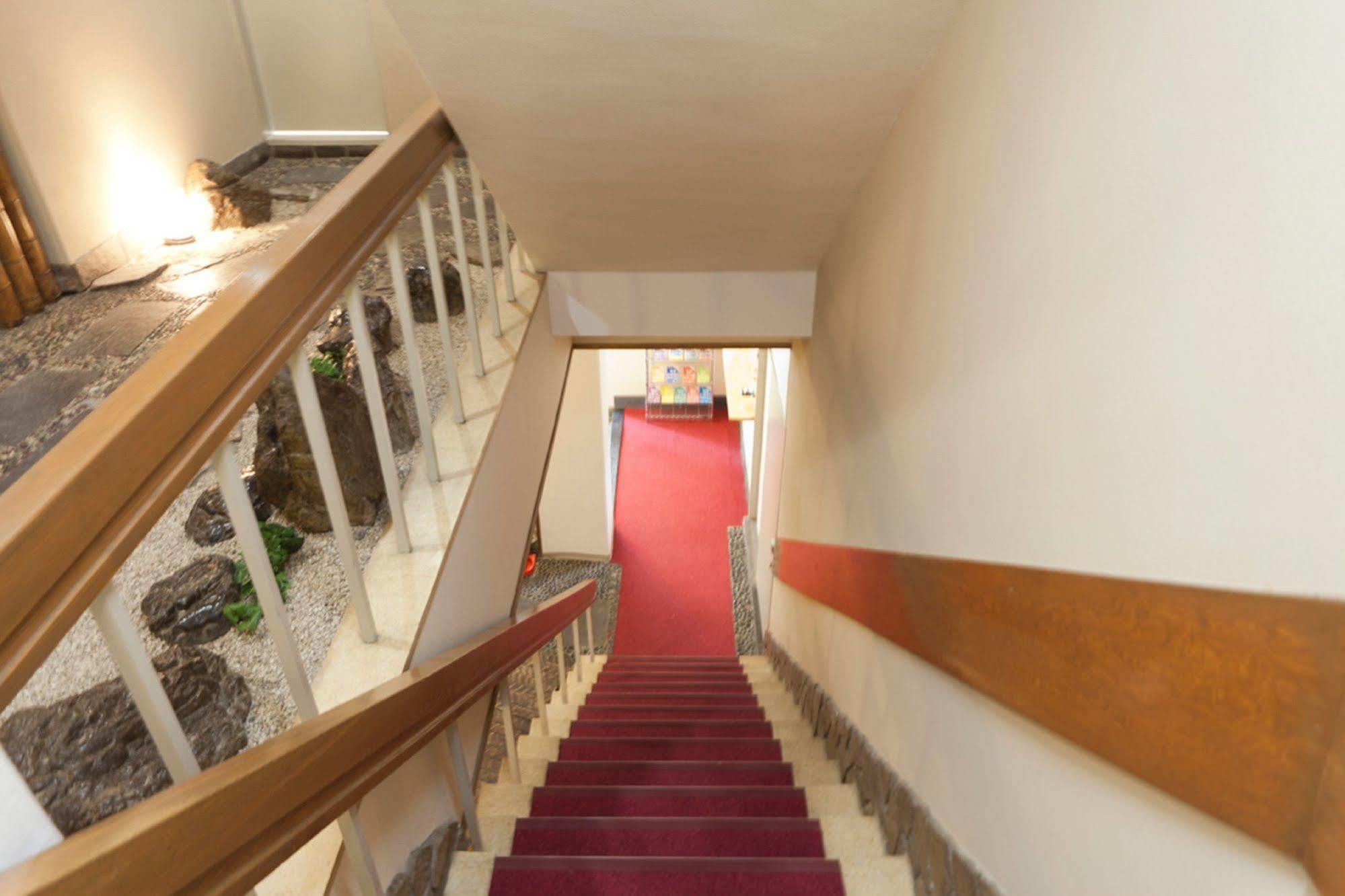 Hotel Shin Okubo Sekitei à Tōkyō Extérieur photo